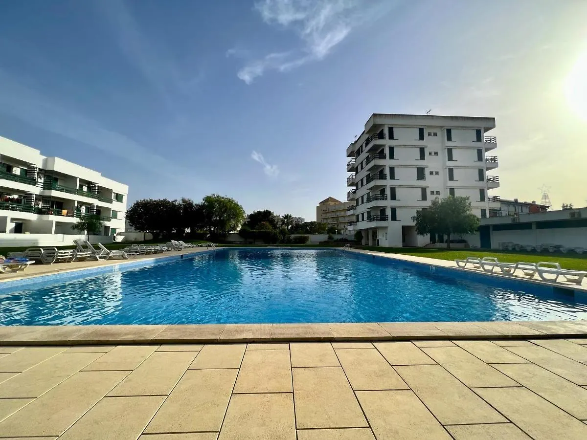 Vilamoura Central 4 With Pool By Homing 0*,